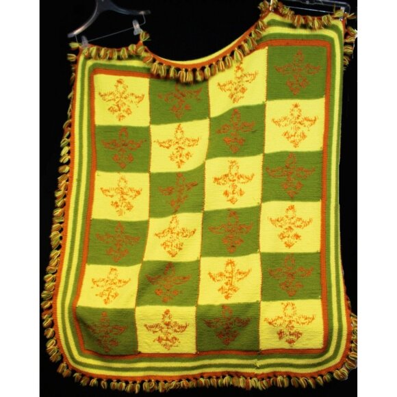 Vtg 70s Green Yellow Checkered Afghan Throw Blanket Floral Crest Knot Fringe - Picture 2 of 6